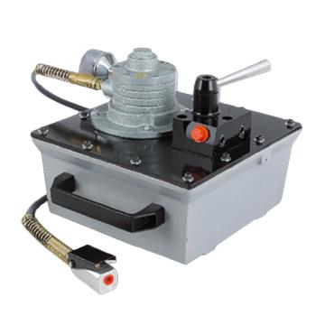 玛吉塔MAGTA 气动泵，双作用，70Mpa，有效油量8000c.c，42064