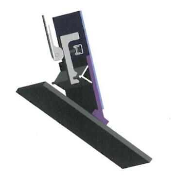 珀挺 堆取料机用T型防溢裙板和压条，含夹持器，导料槽长度4.5米，截面形状为矩形，定制品